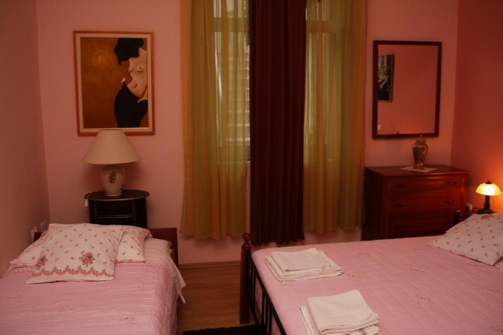 Apartments Mia ポドゥゴラ 部屋 写真